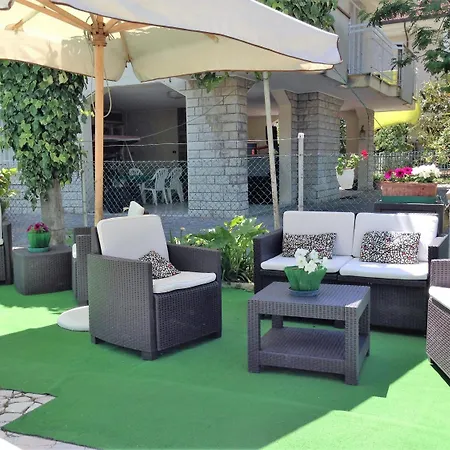 Hotel Giovanna *