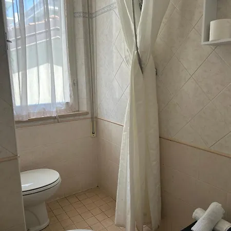Giovanna Hotel *