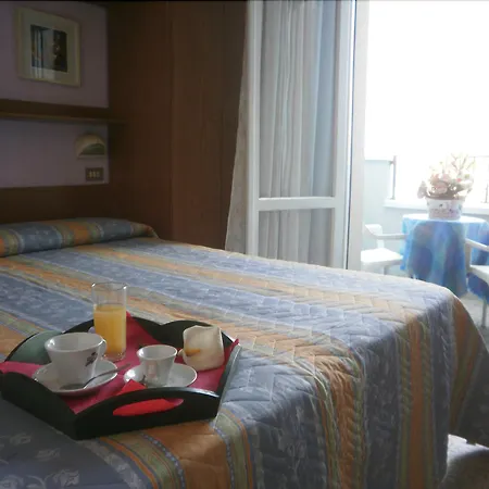 Giovanna Hotel Rímini